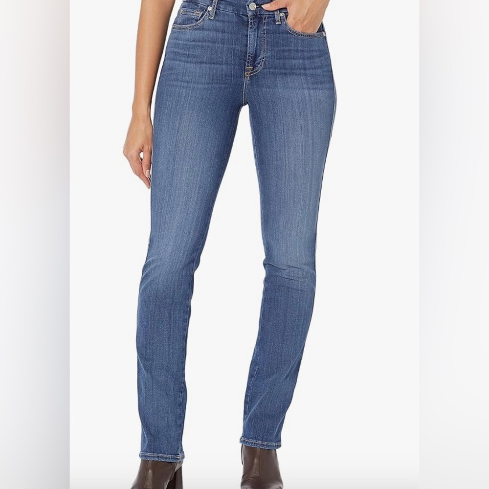 7 for all mankind Kimmie jeans,form fitted straight leg,one distressed s…